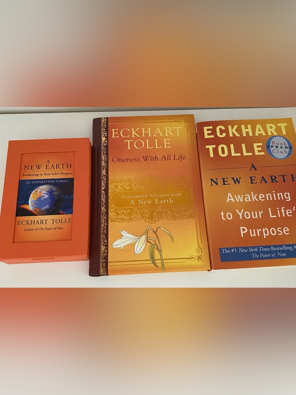 Eckhart tolle books and cards 'A New Earth', ‘oneness with all life’ and cards